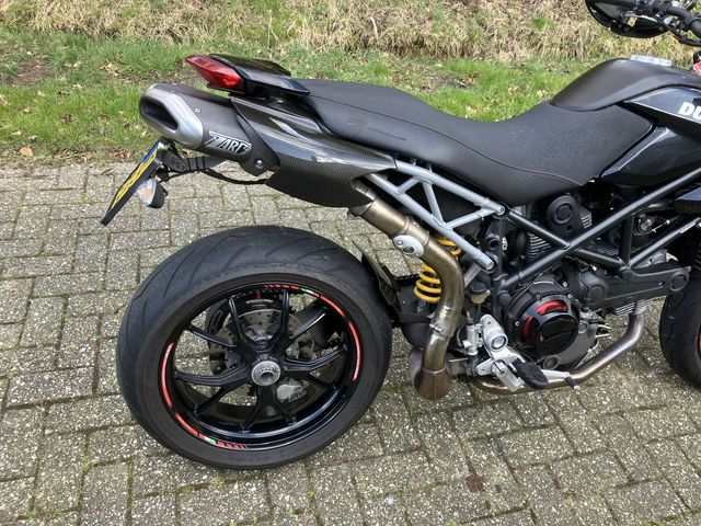 ducati - hypermotard-1100-evo