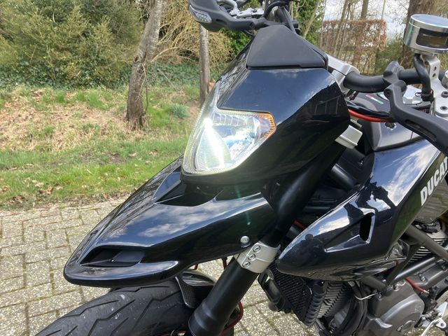 ducati - hypermotard-1100-evo