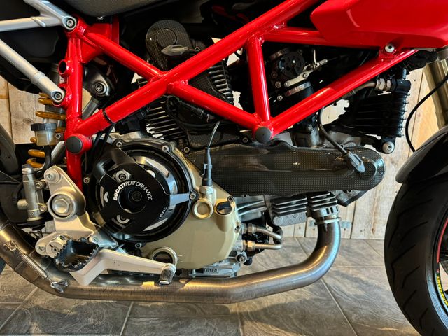 ducati - hypermotard-1100-s