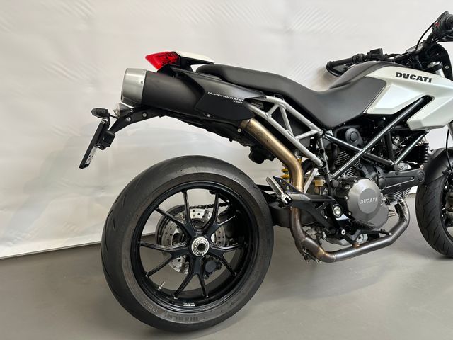 ducati - hypermotard-796