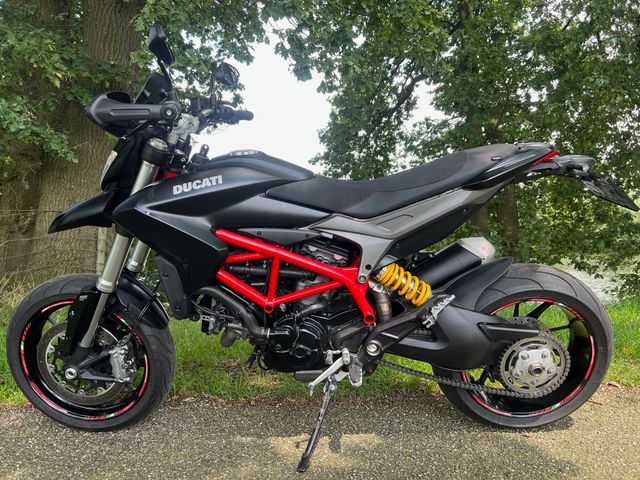 ducati - hypermotard-821