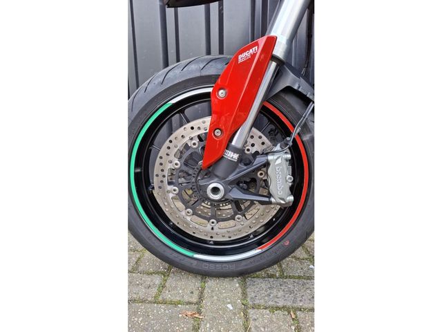 ducati - hypermotard-821