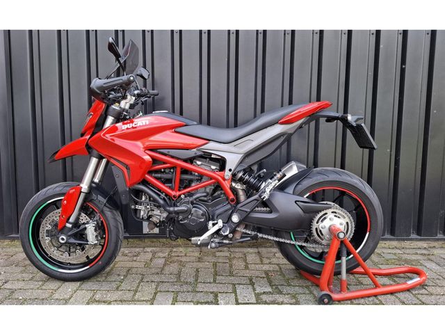 ducati - hypermotard-821