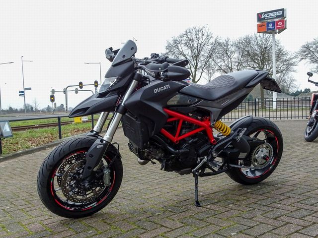 ducati - hypermotard-821