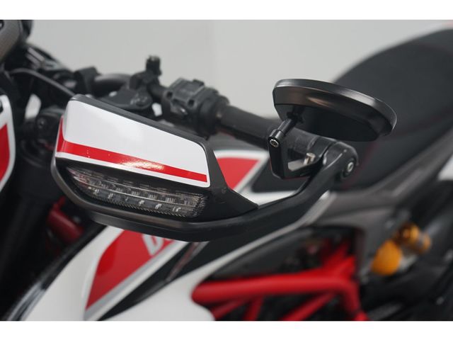 ducati - hypermotard-821-sp