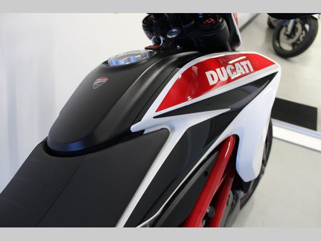 ducati - hypermotard-821-sp