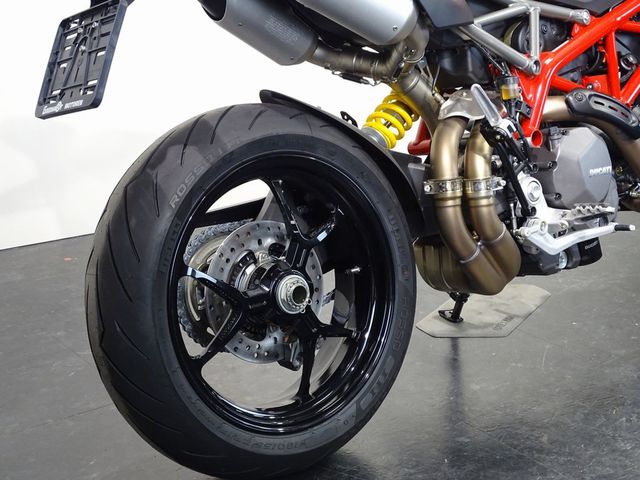 ducati - hypermotard-950