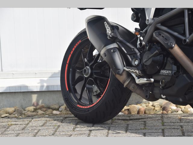 ducati - hyperstrada