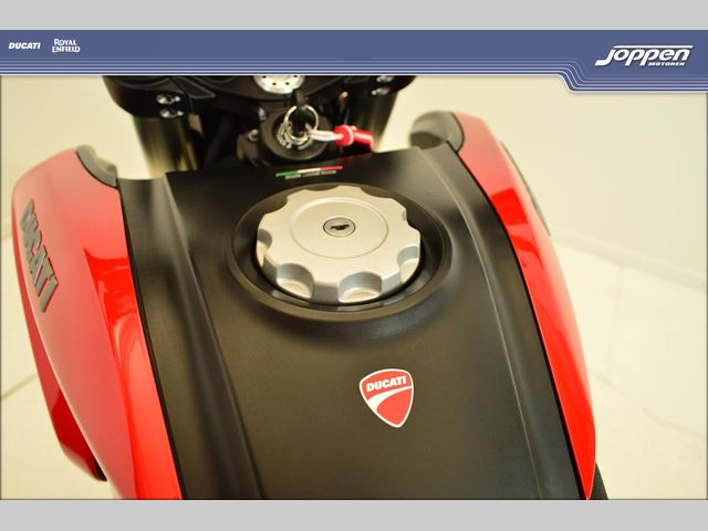 ducati - hyperstrada-939