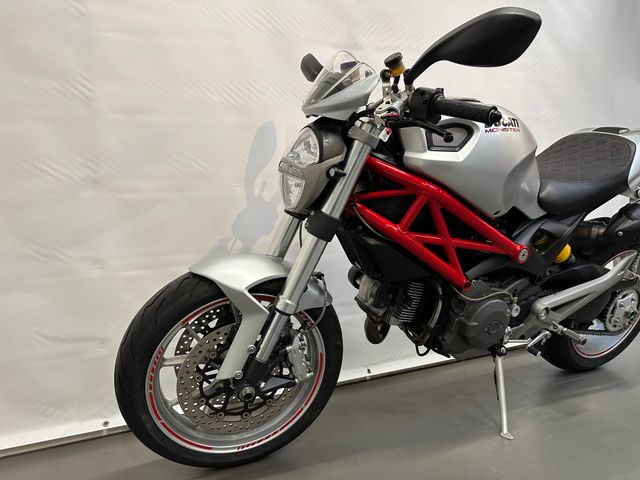 ducati - m-1100