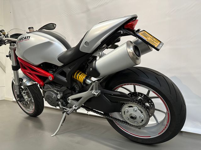 ducati - m-1100