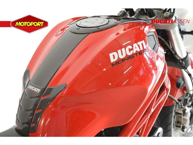 ducati - m-1100