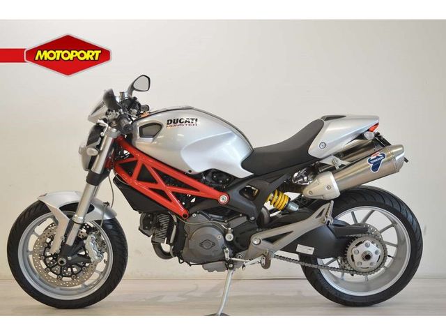 ducati - m-1100