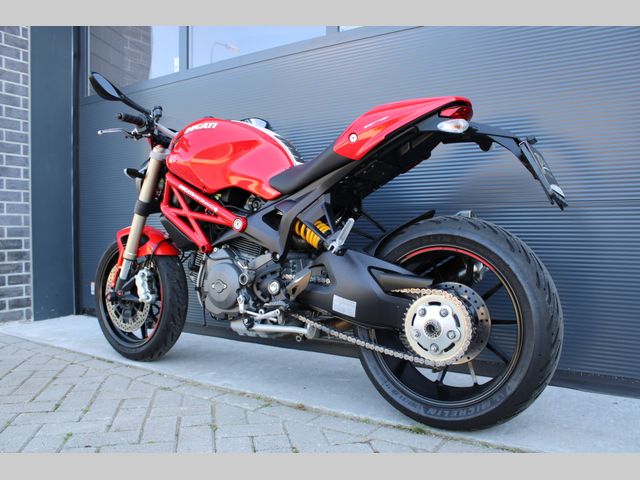 ducati - m-1100-evo