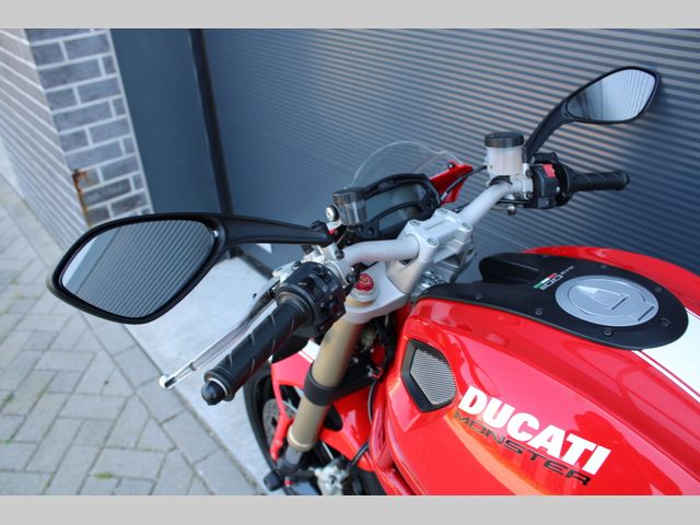 ducati - m-1100-evo