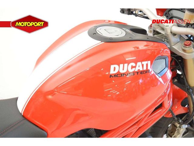 ducati - m-1100-evo