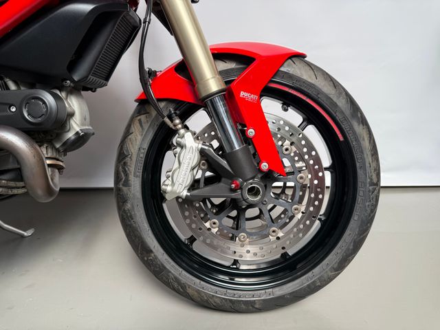 ducati - m-1100-evo