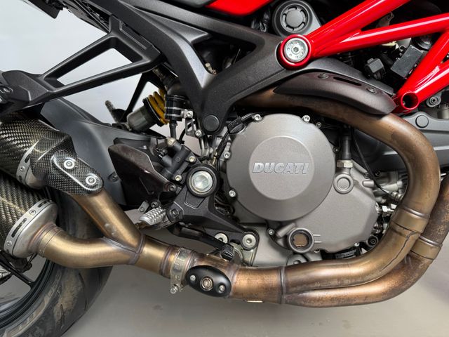 ducati - m-1100-evo