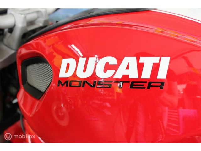 ducati - m-1100-evo