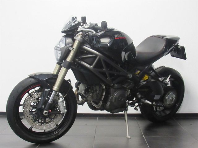 ducati - m-1100-evo