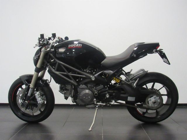 ducati - m-1100-evo