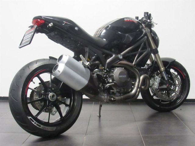 ducati - m-1100-evo