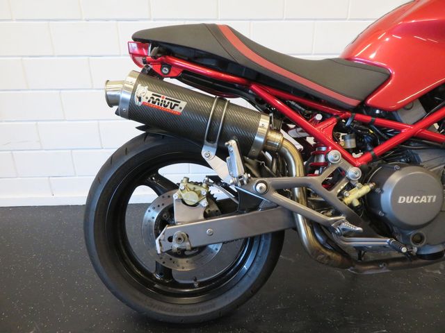 ducati - m-600