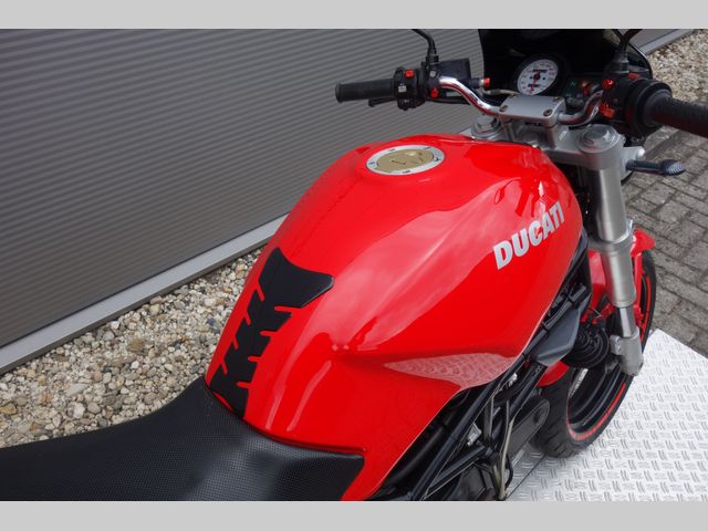 ducati - m-600