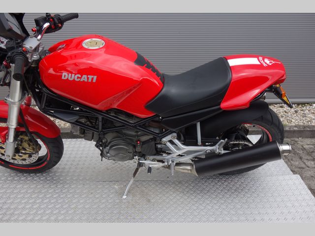 ducati - m-600