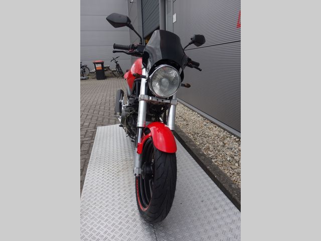 ducati - m-600