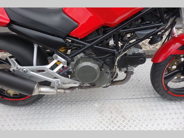 ducati - m-600
