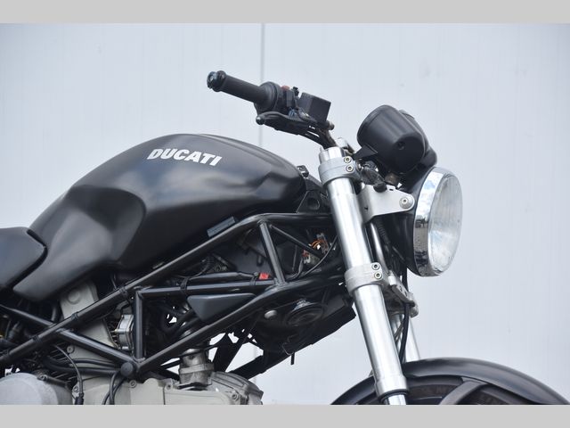 ducati - m-600