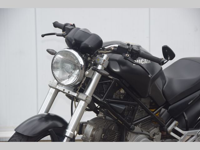 ducati - m-600