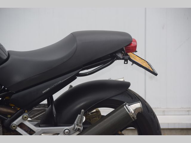 ducati - m-600