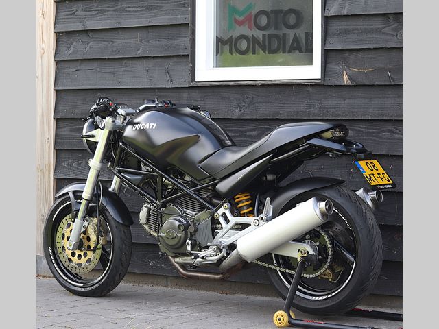 ducati - m-600-dark