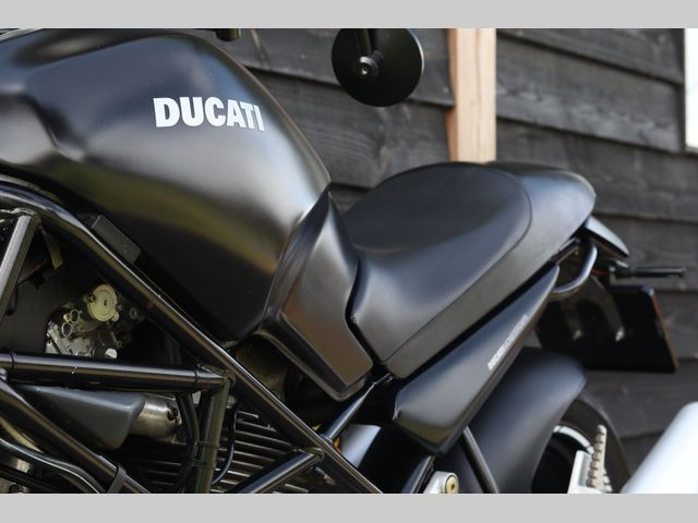 ducati - m-600-dark