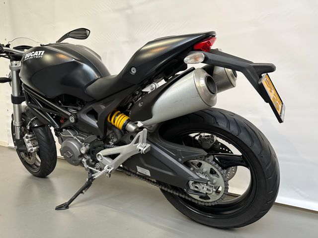 ducati - m-696