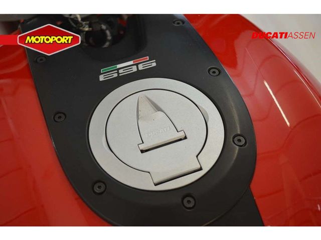 ducati - m-696