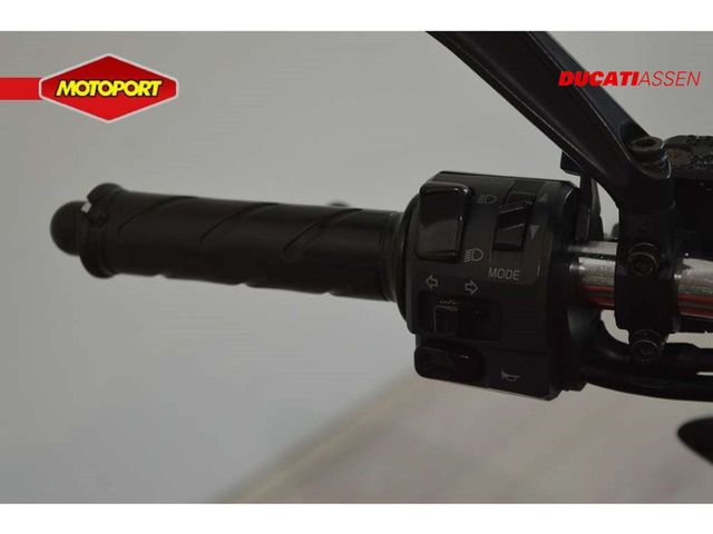 ducati - m-696