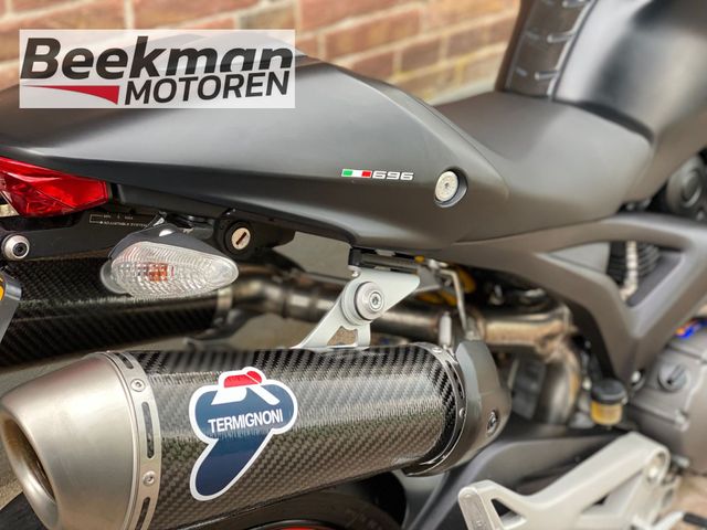 ducati - m-696