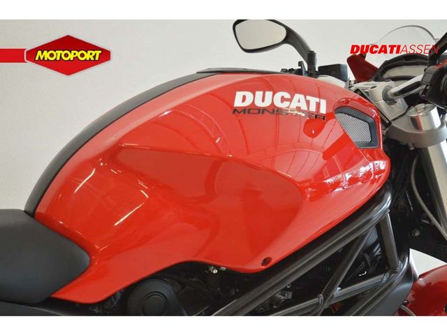 ducati - m-696