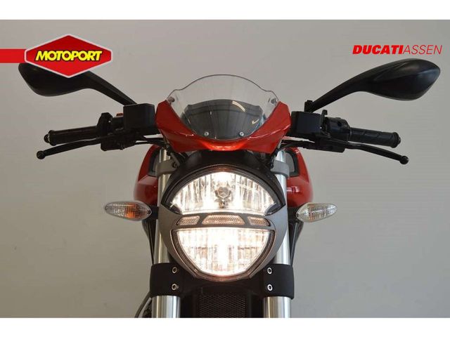 ducati - m-696