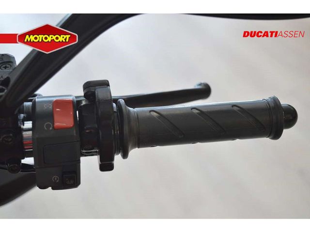 ducati - m-696