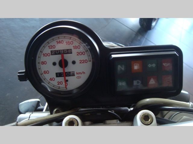 ducati - m-750