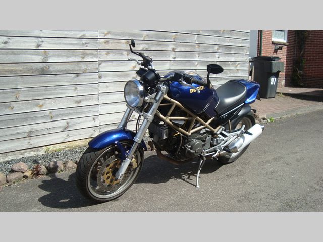 ducati - m-750