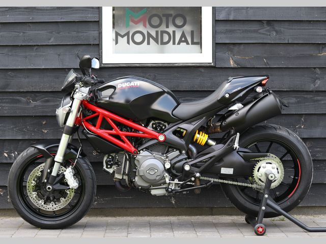 ducati - m-796