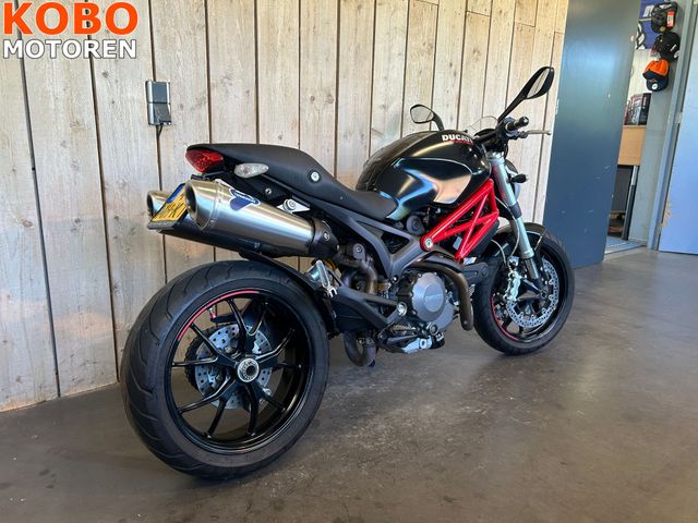 ducati - m-796