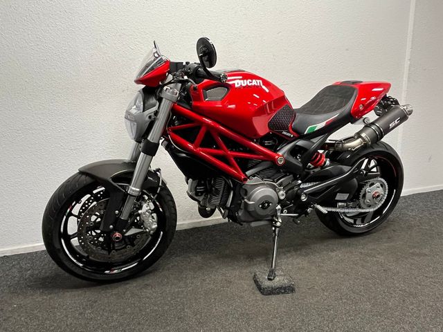 ducati - m-796