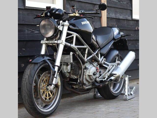 ducati - m-900-i.e.