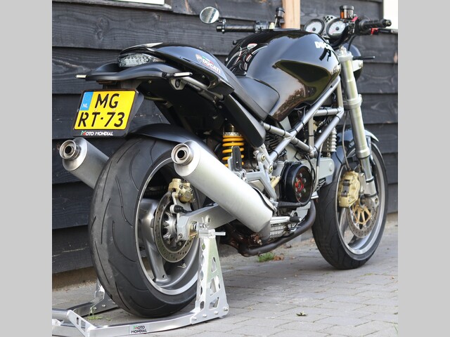 ducati - m-900-i.e.